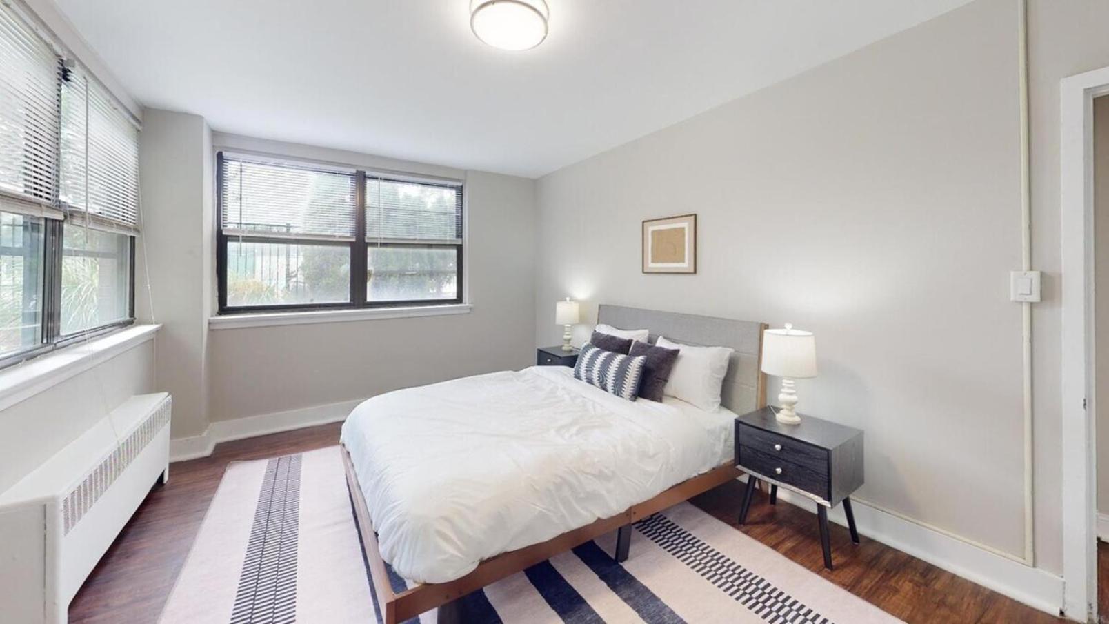 Avenue B152 Perfect 2br! Pool Parking Gym Philadelphia